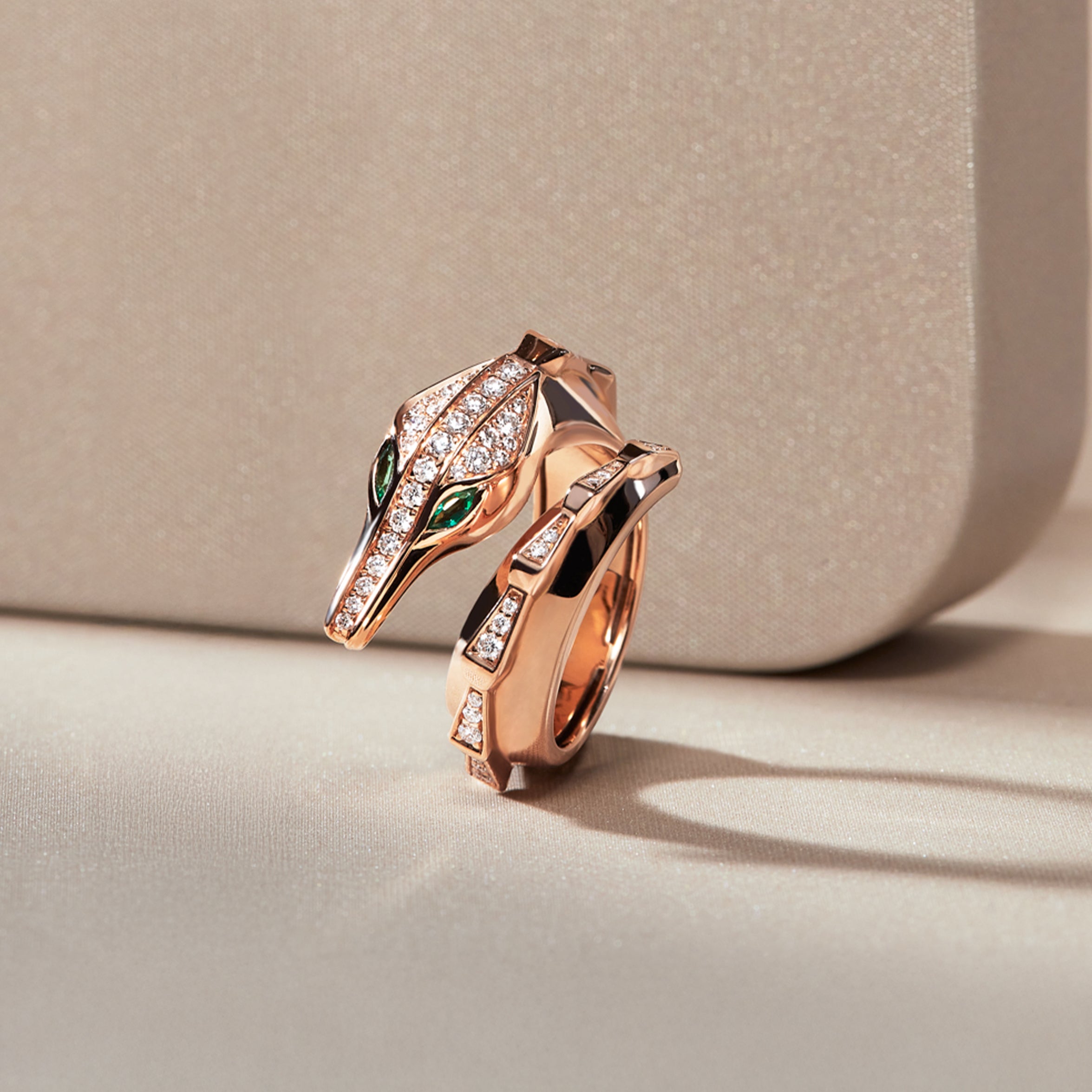 SPIKE SIGNATURE CROCO HALF PAVE DIAMOND RING ROSE GOLD