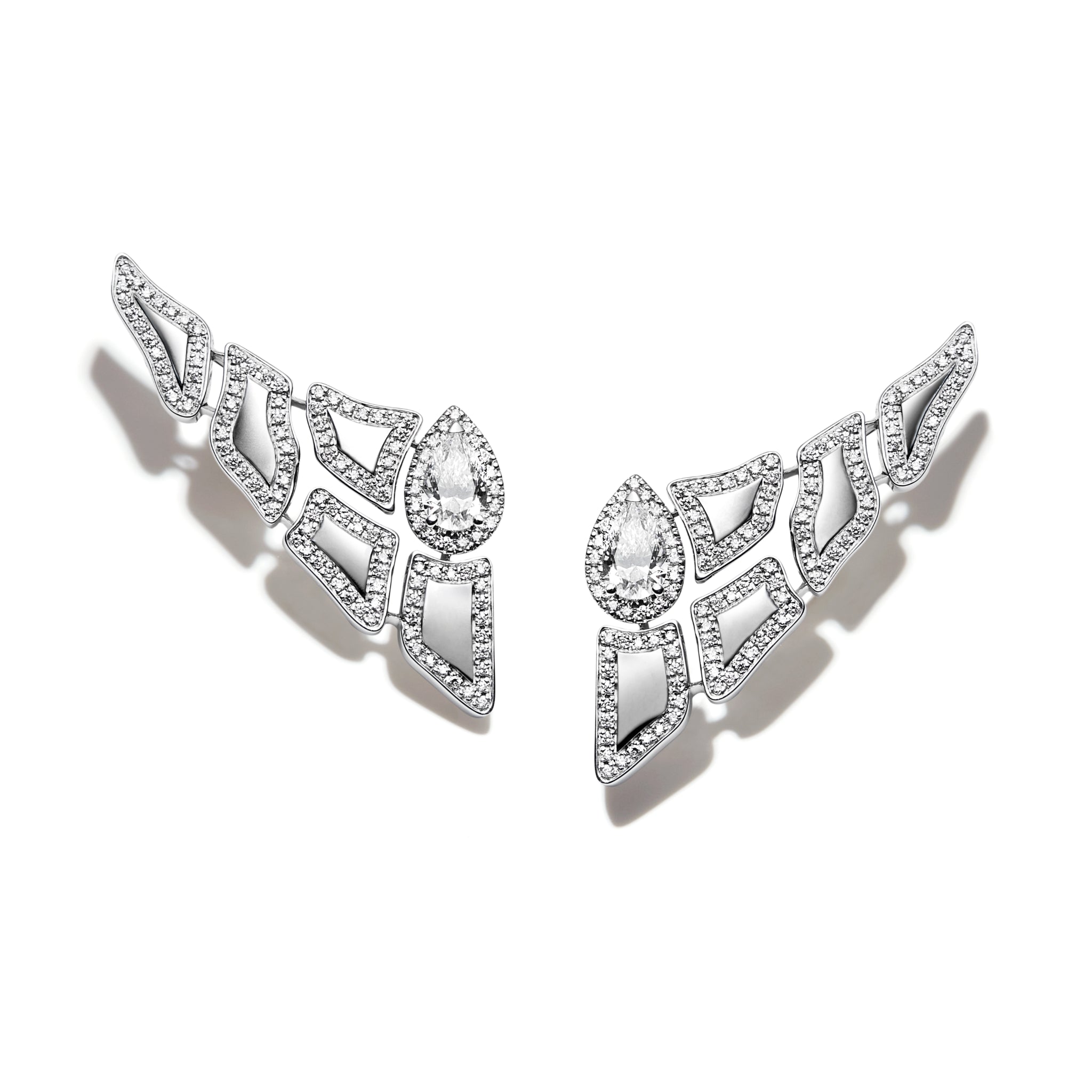 SKIN 5 ELEMENTS LIGHT PAVE DIAMOND EARRINGS WHITE GOLD