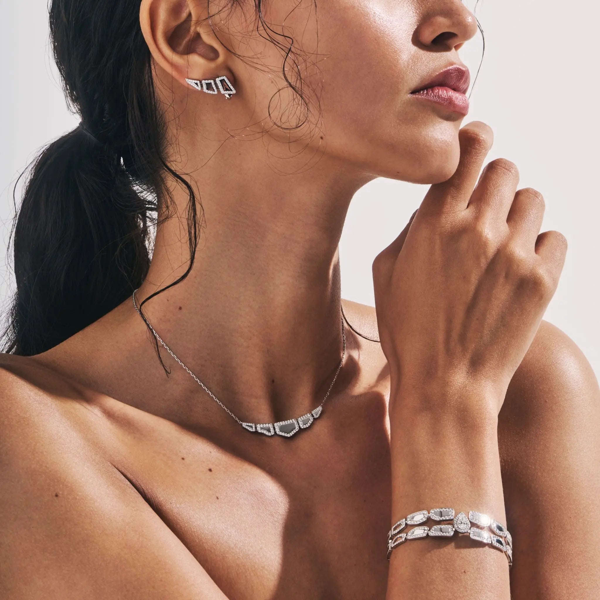 SKIN 3 ELEMENTS LIGHT PAVÉ DIAMOND EARRINGS, WHITE GOLD ORLOV