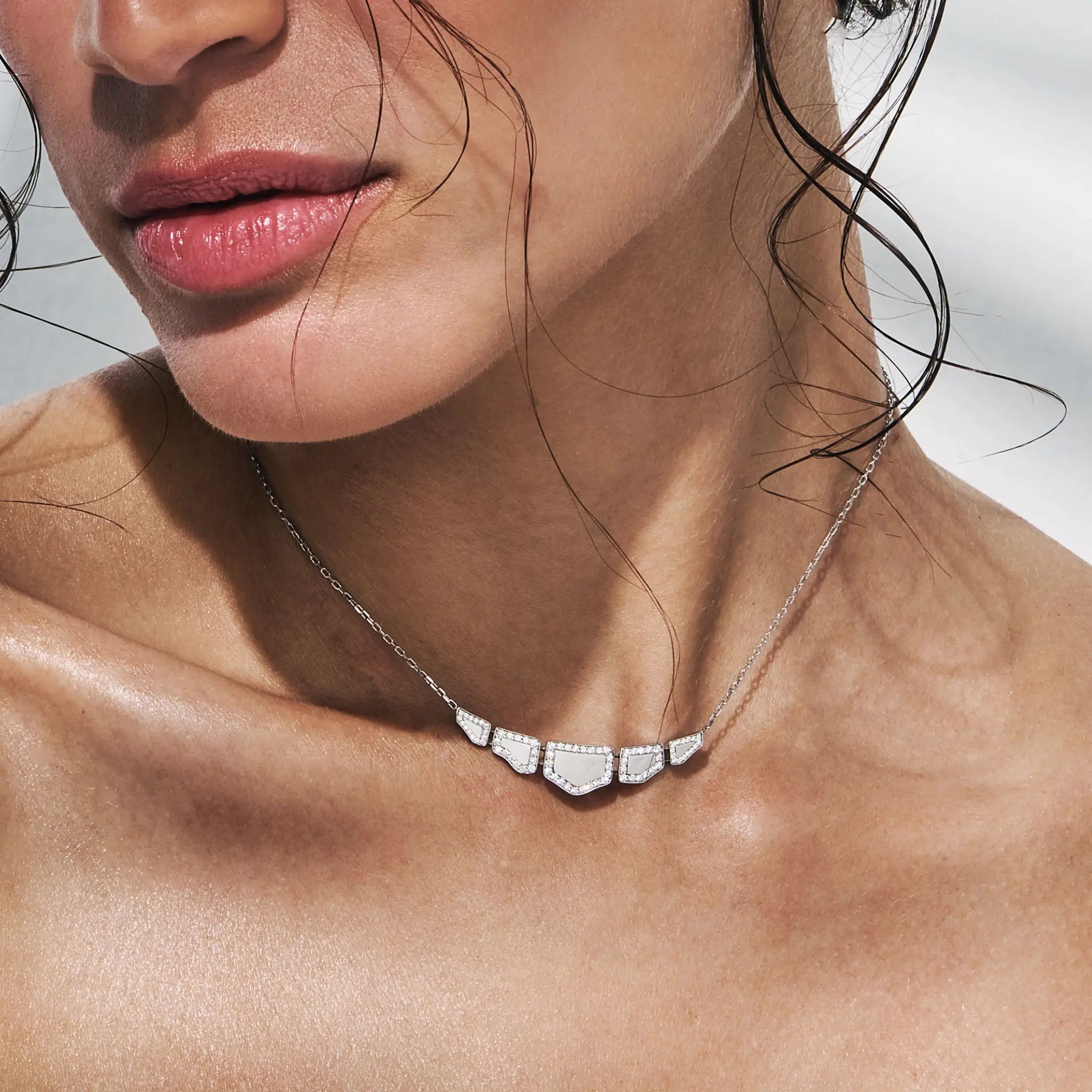 SKIN 5 ELEMENTS LIGHT PAVÉ DIAMOND PENDANT, WHITE GOLD ORLOV