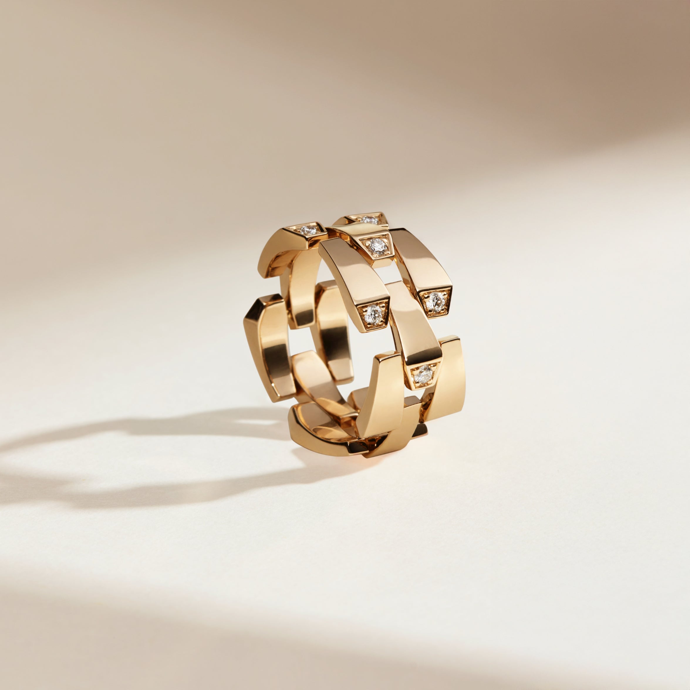 SPIKE 3 ROW LIGHT PAVE DIAMOND RING YELLOW GOLD
