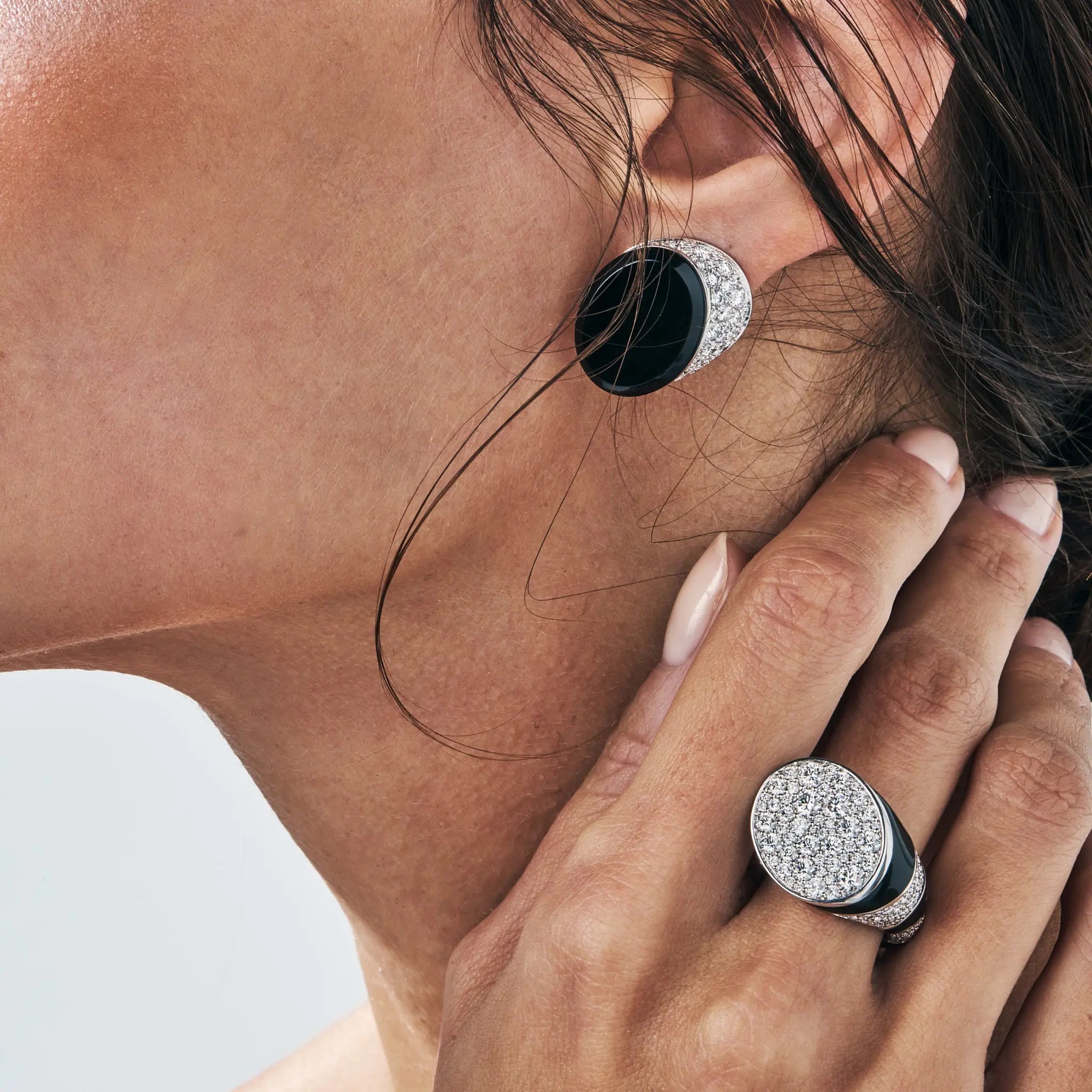 LA SAVANE FULL PAVE DIAMOND ONYX AND ENAMEL STUDS WHITE GOLD