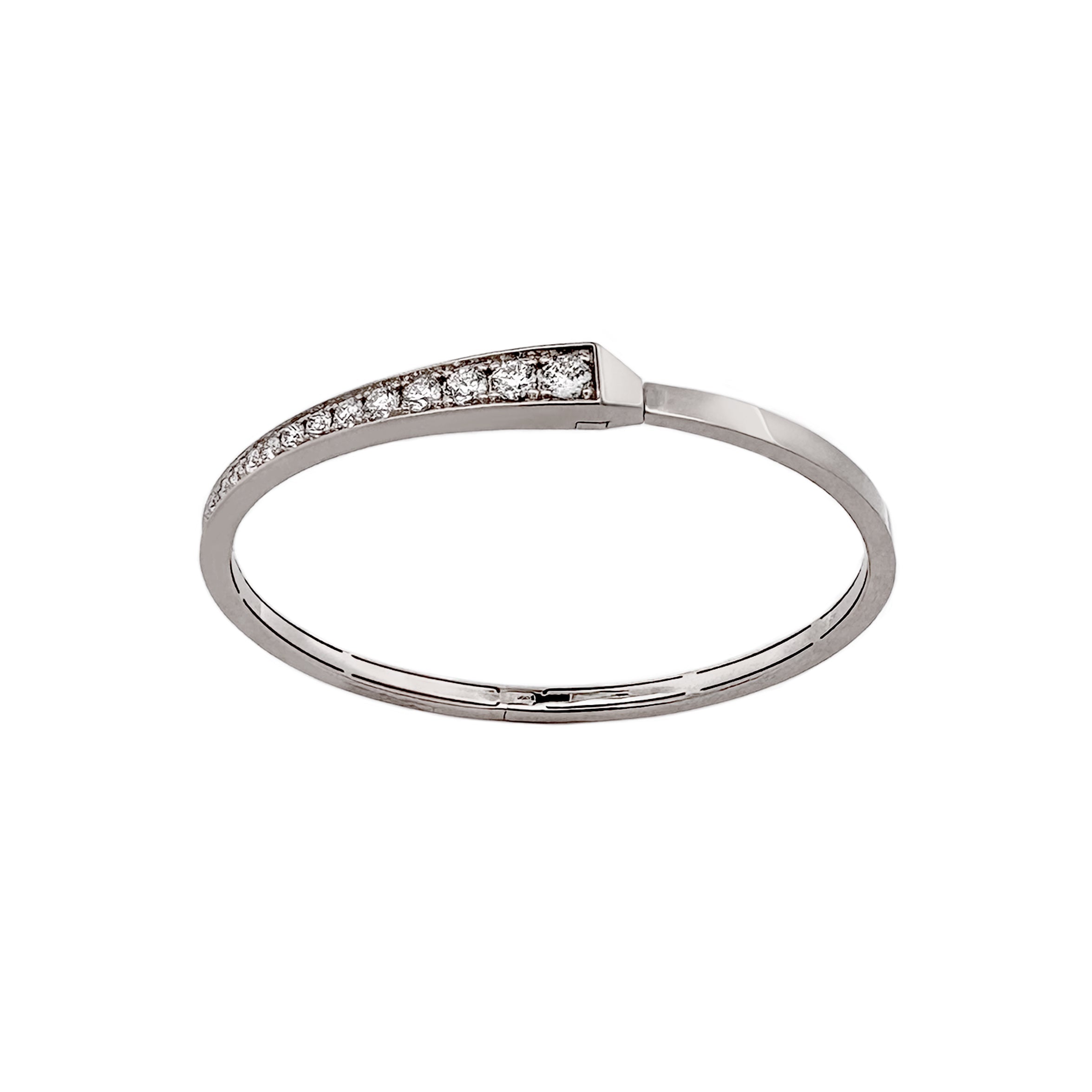 SPIKE ONE HALF PAVE DIAMOND BRACELET WHITE GOLD